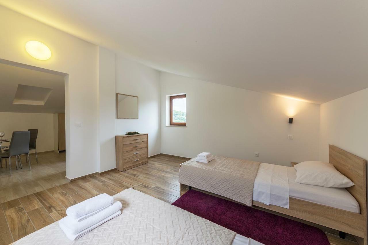 Apartmani Suzi PUY Eksteriør bilde