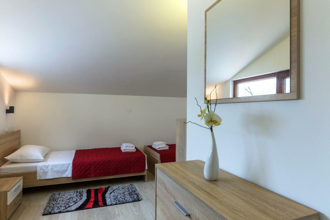 Apartmani Suzi PUY Eksteriør bilde